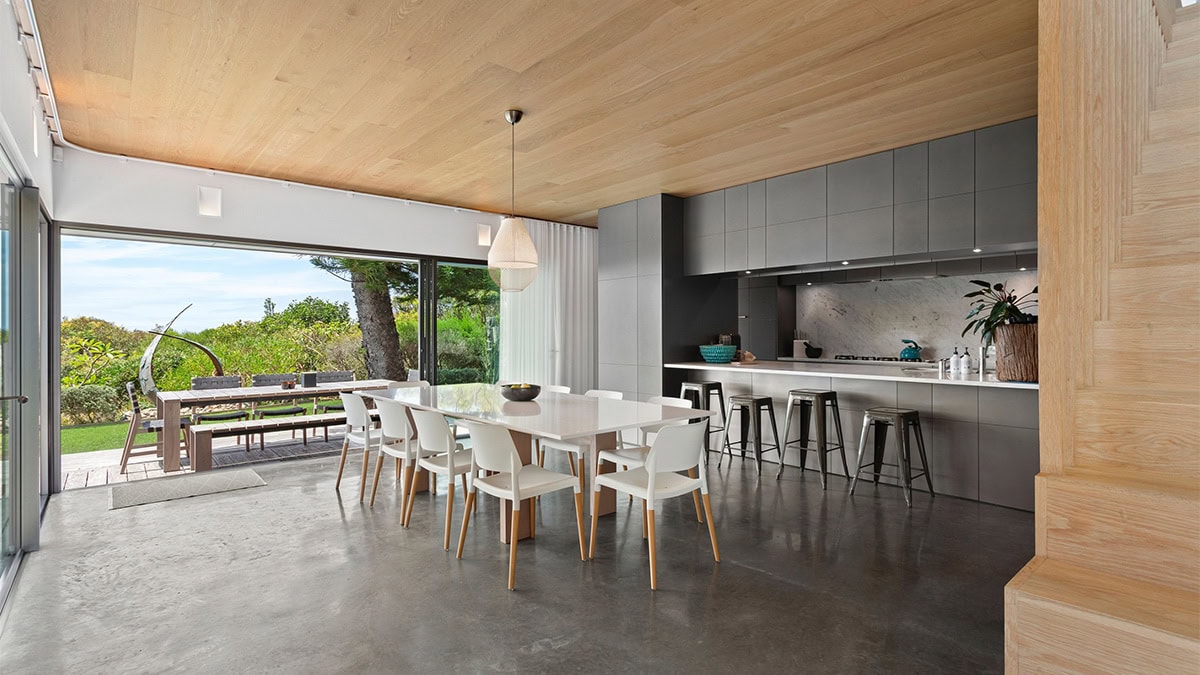 boomerang beach 88 sud luxury accommodation airbnb house for rent property